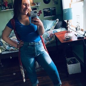 Meet your Posher, Caroline